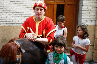 Fotos del recorrido de los gigantes y cabezudos de Pamplona del día 8 de julio de San Fermín 2019