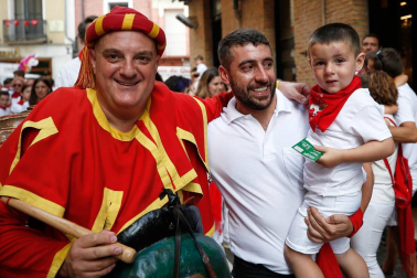Fotos del recorrido de los gigantes y cabezudos de Pamplona del día 8 de julio de San Fermín 2019