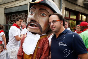 Fotos del recorrido de los gigantes y cabezudos de Pamplona del día 8 de julio de San Fermín 2019