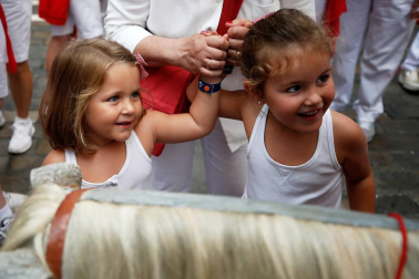 Fotos del recorrido de los gigantes y cabezudos de Pamplona del día 8 de julio de San Fermín 2019