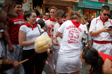 Fotos del recorrido de los gigantes y cabezudos de Pamplona del día 8 de julio de San Fermín 2019