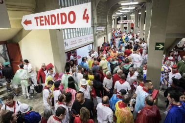 Fotos de Pamplona pasada por agua en el tercer día de Sanfermines