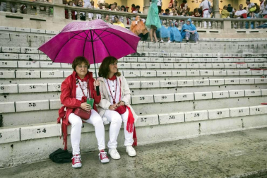 Fotos de Pamplona pasada por agua en el tercer día de Sanfermines