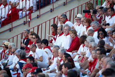 Público asistente a la Plaza de Toros de Pamplona durante la tercera corrida de la Feria del Toro 2019 con la ganadería de José Escolar para los diestros Fernando Robleño, Javier Castaño y Pepe Moral.