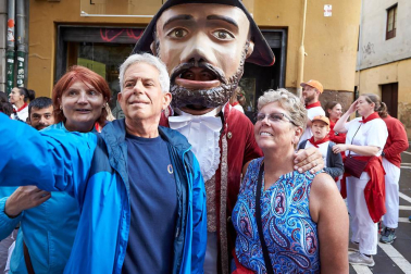 Fotos del recorrido de los gigantes y cabezudos de Pamplona del día 9 de julio de San Fermín 2019