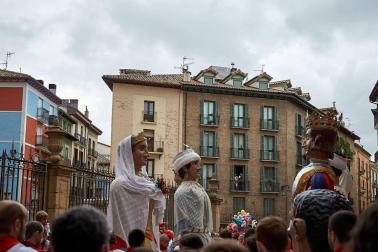Fotos del recorrido de los gigantes y cabezudos de Pamplona del día 9 de julio de San Fermín 2019