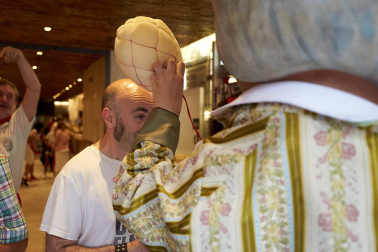 Fotos del recorrido de los gigantes y cabezudos de Pamplona del día 9 de julio de San Fermín 2019