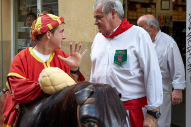 Fotos del recorrido de los gigantes y cabezudos de Pamplona del día 9 de julio de San Fermín 2019