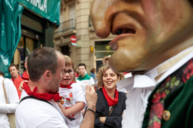 Fotos del recorrido de los gigantes y cabezudos de Pamplona del día 9 de julio de San Fermín 2019