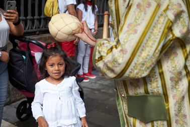 Fotos del recorrido de los gigantes y cabezudos de Pamplona del día 9 de julio de San Fermín 2019