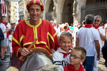 Fotos del recorrido de los gigantes y cabezudos de Pamplona del día 9 de julio de San Fermín 2019