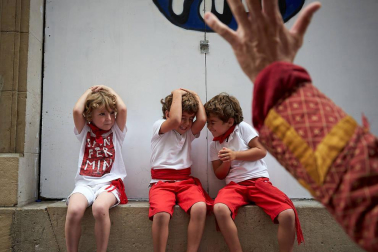 Fotos del recorrido de los gigantes y cabezudos de Pamplona del día 9 de julio de San Fermín 2019
