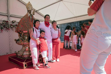 Fotos de la ofrenda floral infantil de los Sanfermines 2019