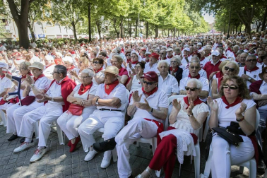 Fotos de la ofrenda floral infantil de los Sanfermines 2019