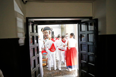 Fotos del recorrido de los gigantes y cabezudos de Pamplona del día 10 de julio de San Fermín 2019