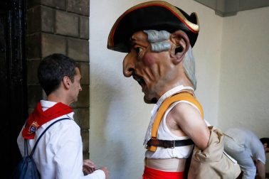 Fotos del recorrido de los gigantes y cabezudos de Pamplona del día 10 de julio de San Fermín 2019