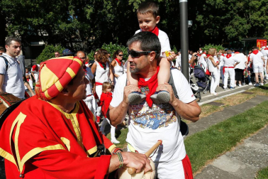 Fotos del recorrido de los gigantes y cabezudos de Pamplona del día 10 de julio de San Fermín 2019