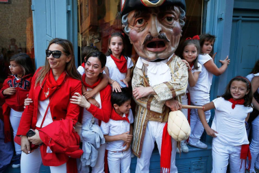 Fotos del recorrido de los gigantes y cabezudos de Pamplona del día 10 de julio de San Fermín 2019