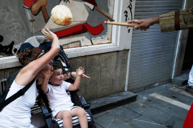 Fotos del recorrido de los gigantes y cabezudos de Pamplona del día 10 de julio de San Fermín 2019