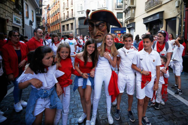 Fotos del recorrido de los gigantes y cabezudos de Pamplona del día 10 de julio de San Fermín 2019