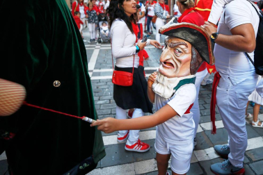Fotos del recorrido de los gigantes y cabezudos de Pamplona del día 10 de julio de San Fermín 2019