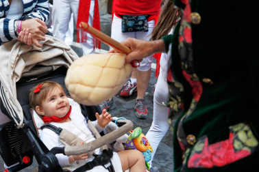 Fotos del recorrido de los gigantes y cabezudos de Pamplona del día 10 de julio de San Fermín 2019