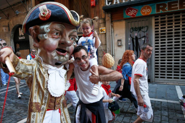 Fotos del recorrido de los gigantes y cabezudos de Pamplona del día 10 de julio de San Fermín 2019