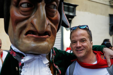 Fotos del recorrido de los gigantes y cabezudos de Pamplona del día 10 de julio de San Fermín 2019