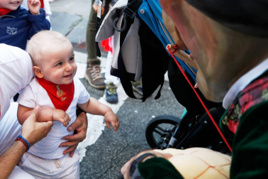 Fotos del recorrido de los gigantes y cabezudos de Pamplona del día 10 de julio de San Fermín 2019