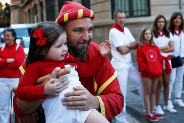Fotos del recorrido de los gigantes y cabezudos de Pamplona del día 10 de julio de San Fermín 2019