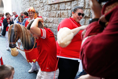 Fotos del recorrido de los gigantes y cabezudos de Pamplona del día 9 de julio de San Fermín 2019