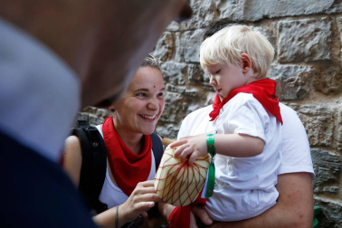 Fotos del recorrido de los gigantes y cabezudos de Pamplona del día 9 de julio de San Fermín 2019