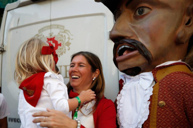 Fotos del recorrido de los gigantes y cabezudos de Pamplona del día 9 de julio de San Fermín 2019