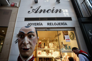 Fotos del recorrido de los gigantes y cabezudos de Pamplona del día 9 de julio de San Fermín 2019