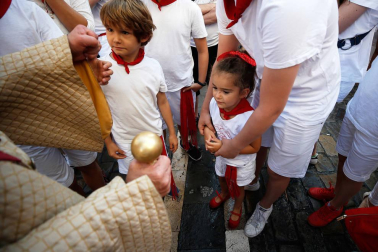 Fotos del recorrido de los gigantes y cabezudos de Pamplona del día 9 de julio de San Fermín 2019
