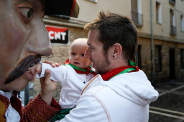 Fotos del recorrido de los gigantes y cabezudos de Pamplona del día 9 de julio de San Fermín 2019