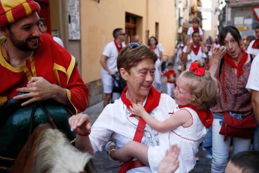Fotos del recorrido de los gigantes y cabezudos de Pamplona del día 9 de julio de San Fermín 2019
