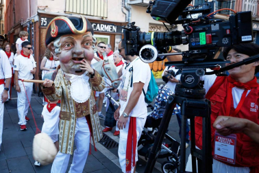Fotos del recorrido de los gigantes y cabezudos de Pamplona del día 9 de julio de San Fermín 2019