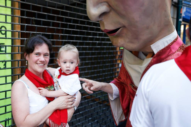 Fotos del recorrido de los gigantes y cabezudos de Pamplona del día 9 de julio de San Fermín 2019
