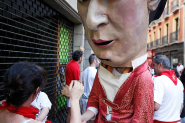 Fotos del recorrido de los gigantes y cabezudos de Pamplona del día 9 de julio de San Fermín 2019