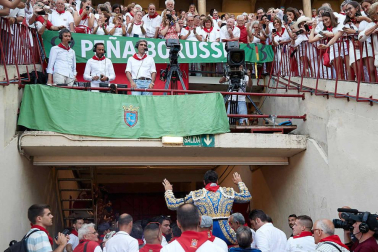 Fotos de la corrida con toros de la ganadería Núñez del Cuvillo para los diestros Antonio Ferrera, Miguel Ángel Perera y Cayetano Rivera.
