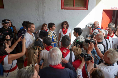 Fotos de la corrida con toros de la ganadería Núñez del Cuvillo para los diestros Antonio Ferrera, Miguel Ángel Perera y Cayetano Rivera.