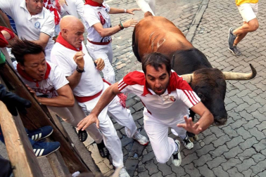 Imágenes del sexto encierro de los sanfermines 2019 protagonizado por toros de Núñez del Cuvillo.