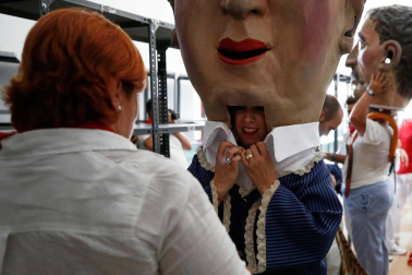 Fotos del recorrido de los gigantes y cabezudos de Pamplona del día 9 de julio de San Fermín 2019