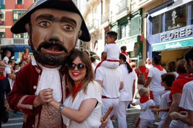 Fotos del recorrido de los gigantes y cabezudos de Pamplona del día 9 de julio de San Fermín 2019