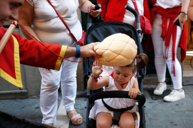 Fotos del recorrido de los gigantes y cabezudos de Pamplona del día 9 de julio de San Fermín 2019