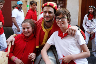 Fotos del recorrido de los gigantes y cabezudos de Pamplona del día 9 de julio de San Fermín 2019