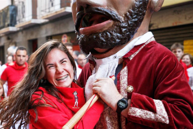 Fotos del recorrido de los gigantes y cabezudos de Pamplona del día 9 de julio de San Fermín 2019