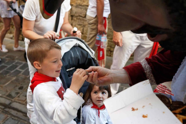 Fotos del recorrido de los gigantes y cabezudos de Pamplona del día 9 de julio de San Fermín 2019