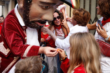Fotos del recorrido de los gigantes y cabezudos de Pamplona del día 9 de julio de San Fermín 2019